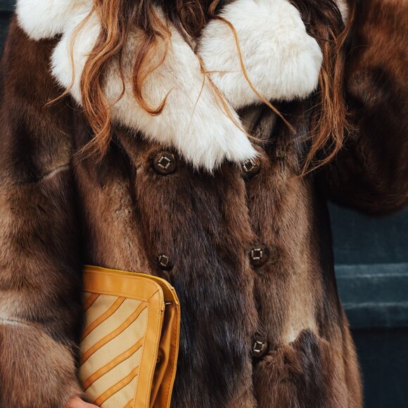 70's Vintage Fur Coat - Picture 16 of 16